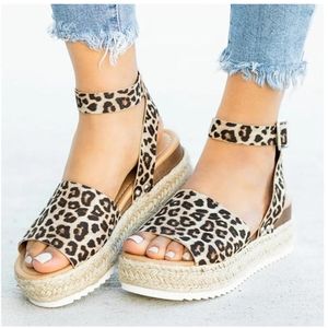 Chic Leopard Print Espadrille Wedges